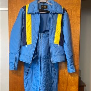 Vintage unisex medium Albert Weiss Blue Skiwear- in EUC
